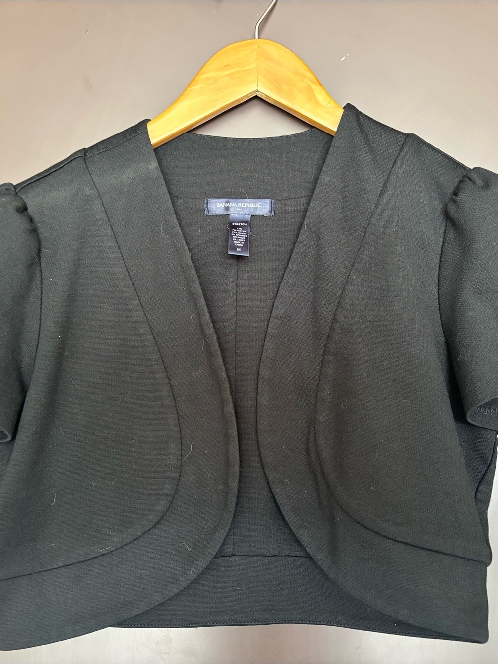 Banana Republic Black Cropped Open-Front Bolero size -M
